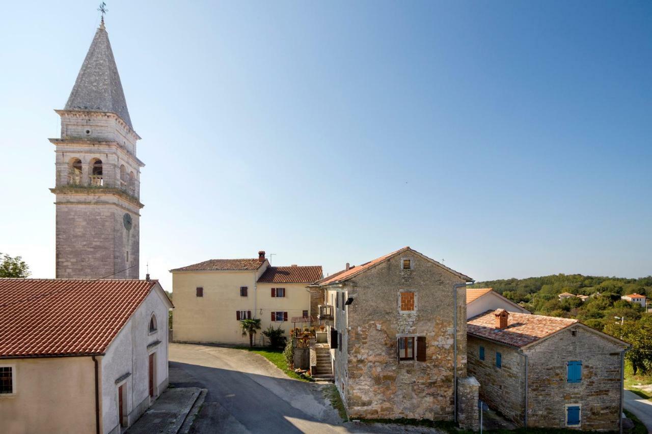 Rural Apartment Carolina Zrenj Exteriér fotografie